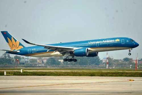 Cục Hàng không phản hồi nguyên nhân sự cố nứt đường băng sân bay Vinh