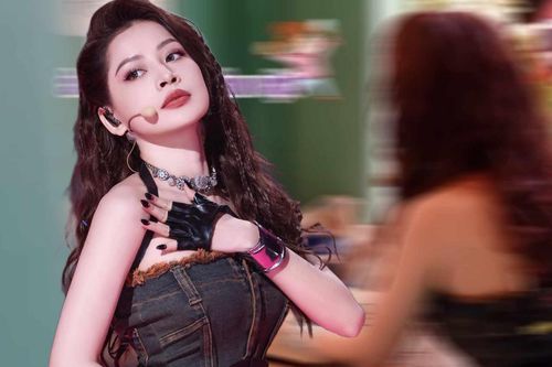 Chi Pu 'vi phạm quy định' khi tham gia show Đạp gió tại Trung Quốc