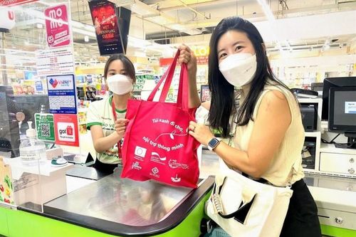 Lần đầu tiên Việt Nam hưởng ứng Ngày Quốc tế không sử dụng túi ni lông