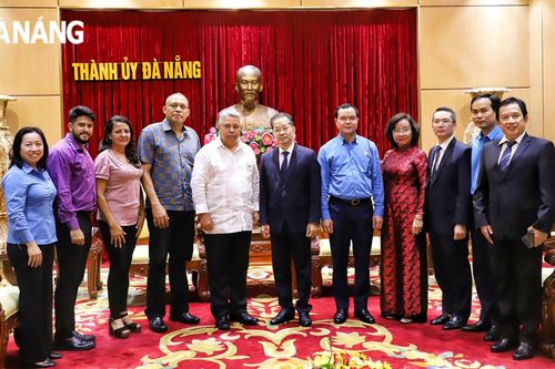 Lãnh đạo thành phố tiếp đoàn đại biểu cấp cao Trung tâm Những người Lao động Cuba