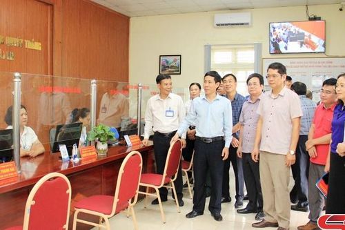 Ban Chỉ đạo tỉnh về thực hiện QCDC ở cơ sở thăm một số mô hình tại thành phố