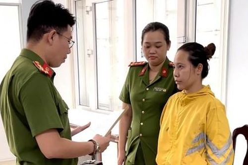 Mất gần 1,5 tỷ đồng vì tin thầy cúng khoe 'nói chuyện được với người cõi âm'