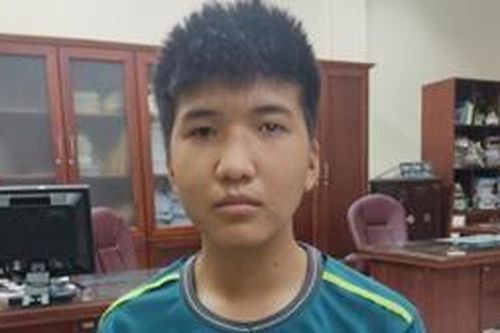 Mong có phép màu chữa lành đôi mắt cho em!