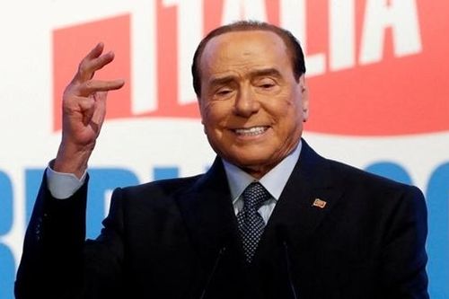 Berlusconi - chữ tài cũng lắm, chữ tai cũng nhiều
