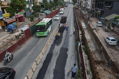 Làm rõ trách nhiệm việc chậm tiến độ dự án hạ cốt đê mở rộng đường Âu Cơ