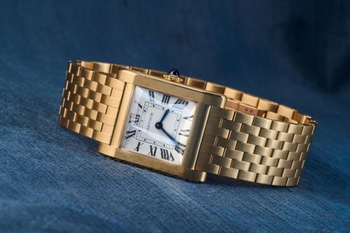 Đồng hồ mới, thiết kế cổ