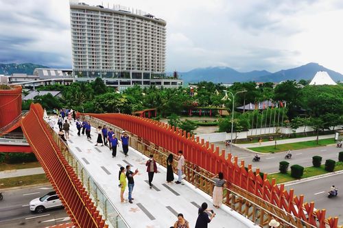 Cầu đi bộ kiểu Nhật Bản độc đáo nhất Việt Nam