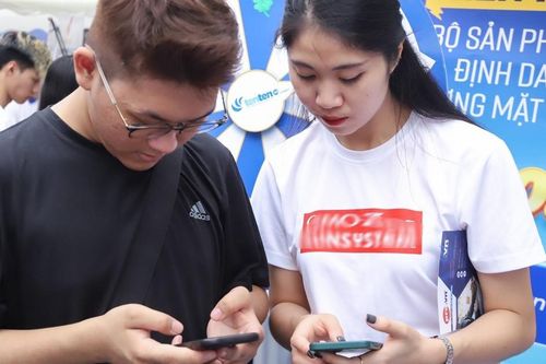 Đưa tên miền thương hiệu cá nhân trực tuyến ID.VN tới sinh viên cả nước