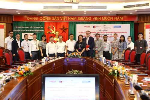 Viettel Solutions gặp gỡ đoàn Doanh nghiệp công nghệ Anh bàn chuyện hợp tác mới