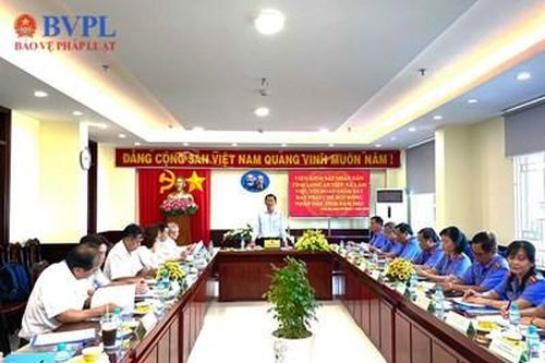 Đoàn giám sát HĐND tỉnh làm việc với VKSND tỉnh Long An