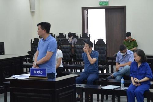 Hoãn phiên tòa xét xử vụ lừa đảo, thiếu trách nhiệm