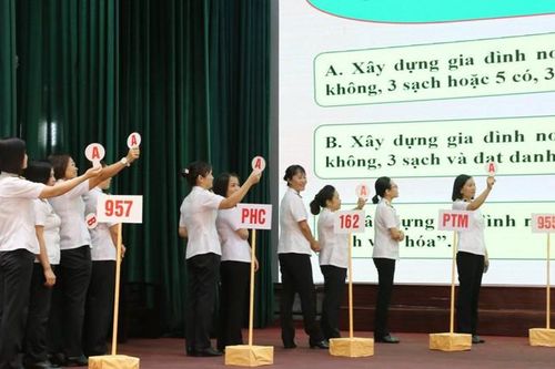 Hội thi Cán bộ phụ nữ giỏi Vùng 4 Hải quân