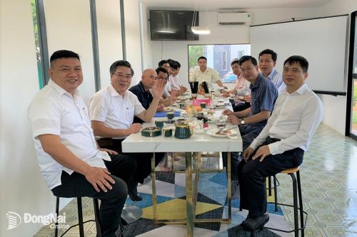 Cà phê đồng hành cùng doanh nhân