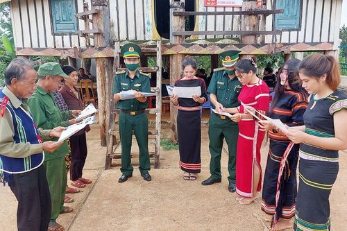 'Cánh tay nối dài' bảo đảm bình yên biên giới