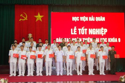 Học viện Hải quân tổ chức lễ tốt nghiệp đào tạo hoàn thiện đại học Khóa 9
