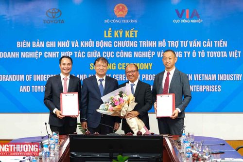 Cục Công nghiệp - Toyota ký MOU về hỗ trợ, tư vấn cải tiến cho doanh nghiệp công nghiệp hỗ trợ