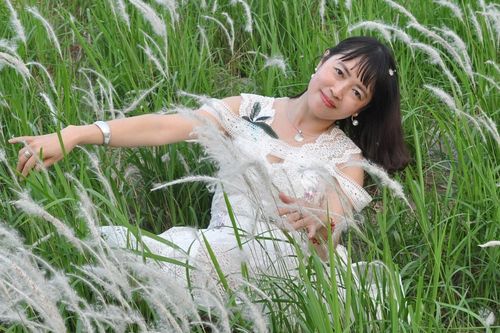 Nhà thơ Bảo Ngọc - mạch thơ hiện ra từ những mảnh ghép ẩn mình