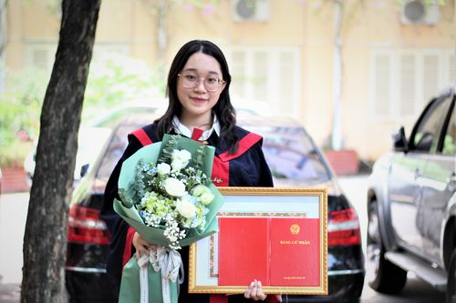 Nữ sinh giành học bổng toàn phần hệ thạc sĩ ở châu Âu dù chưa tốt nghiệp đại học
