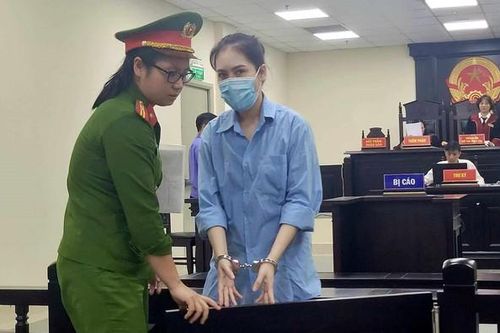 Thiếu tiền tiêu xài, người phụ nữ thuê xe ô tô rồi mang đi cầm cố