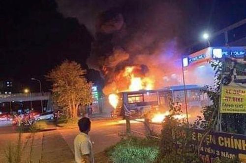 Bảo vệ an toàn trạm xăng 41, khu công nghiệp Thăng Long trong vụ cháy xe buýt