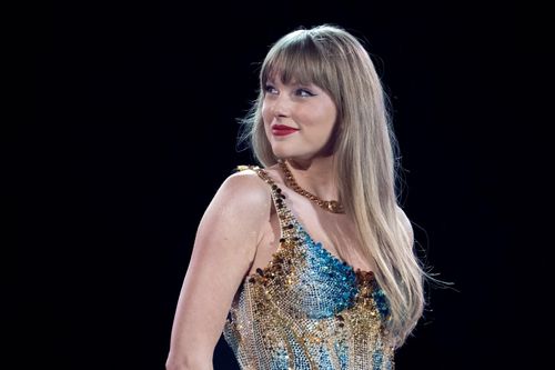 Taylor Swift kiếm hơn 13 triệu USD một đêm diễn