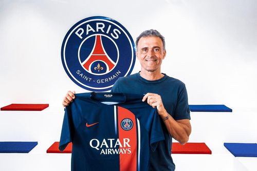 PSG công bố HLV mới