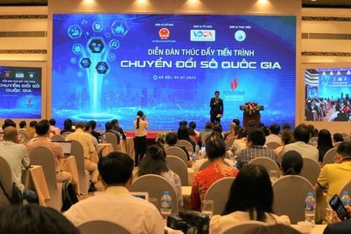 Chuyển đổi số: Cần hiểu rõ, thấy được lợi ích, chủ động hành động