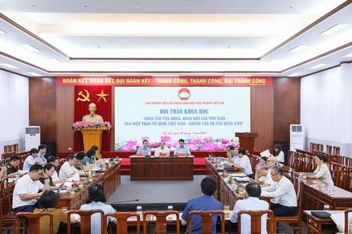 Chú trọng công tác vận động, đoàn kết các tôn giáo