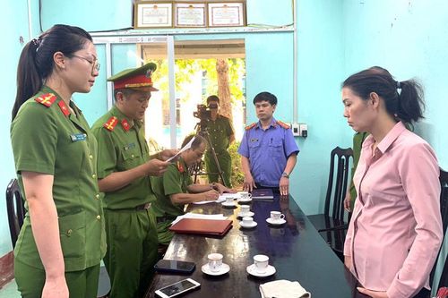 Tuyên Quang: Khởi tố vụ án giả mạo trong công tác, bắt tạm giam 3 bị can