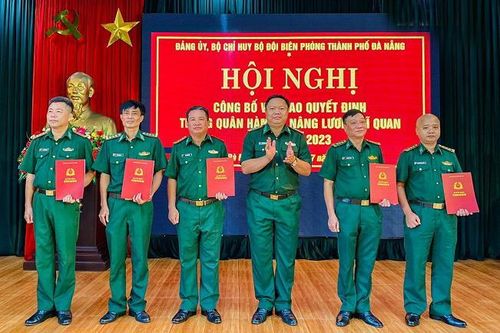 Bộ đội Biên phòng TP Đà Nẵng trao quyết định thăng quân hàm và nâng lương đợt 2 năm 2023