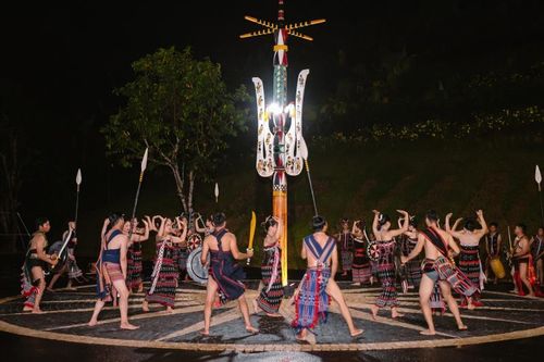 Kỷ niệm 20 năm ngày tái lập huyện Đông Giang 5-7 (2003-2023): 20 năm - Đông Giang bứt phá đi lên