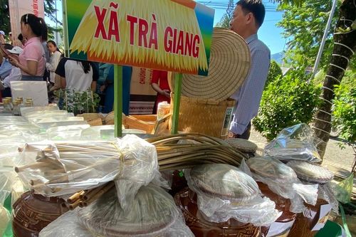 Hàng trăm đặc sản được giới thiệu tại ngày hội quảng bá các sản phẩm miền núi tỉnh Quảng Nam