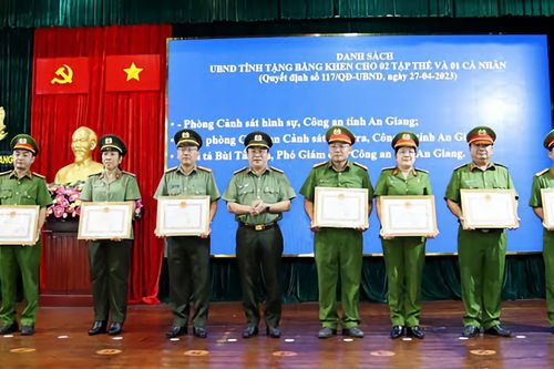 Nhiều tập thể, cá nhân Công an An Giang đạt thành tích xuất sắc