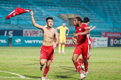 Cựu sao U23 Việt Nam thất nghiệp sau khi chia tay Nam Định