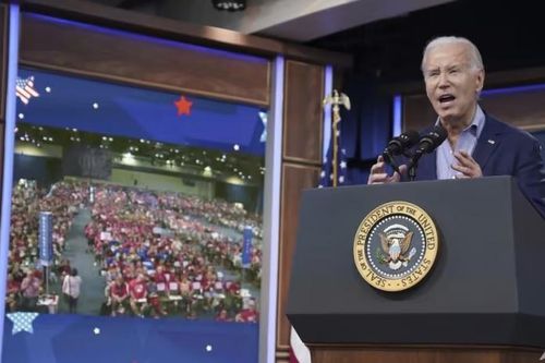 10 người thiệt mạng vì xả súng dịp Quốc khánh Mỹ, ông Biden lên án mạnh mẽ