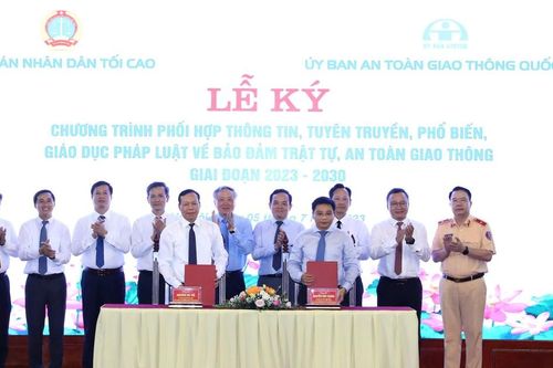 Đẩy mạnh tuyên truyền về trật tự, ATGT thông qua các hoạt động của hệ thống TAND