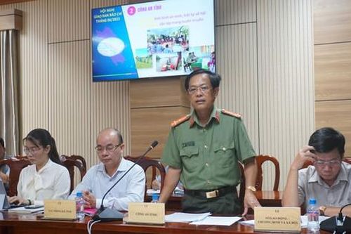 Vụ bấm biển số xe 'siêu đẹp' ở Cao Lãnh: Chuyển hồ sơ sang cơ quan cảnh sát điều tra
