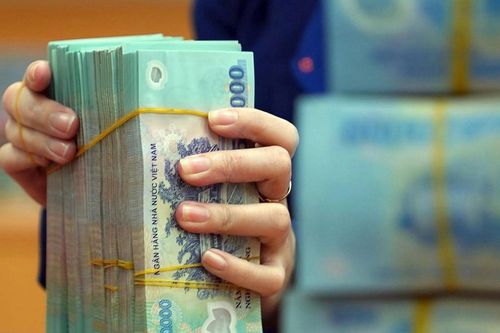 BĐS Ninh Vân Bay: Chủ tịch lương 0 đồng, Hoa hậu Ngọc Hân lĩnh gần 1 tỷ