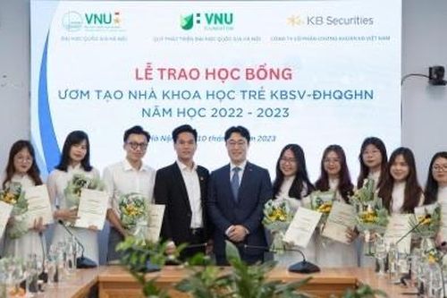 Học bổng Tài năng trường Quốc tế - Hành trình rực rỡ của những tài năng