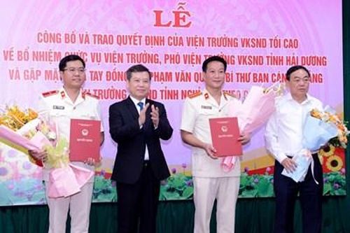 Trao quyết định bổ nhiệm Viện trưởng và Phó Viện trưởng VKSND tỉnh Hải Dương