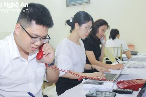 Nhiều cử tri phản ánh vấn đề quản lý đất đai qua đường dây nóng kỳ họp HĐND tỉnh