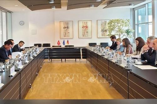 Tổng Thanh tra Chính phủ Đoàn Hồng Phong thăm làm việc tại Đức