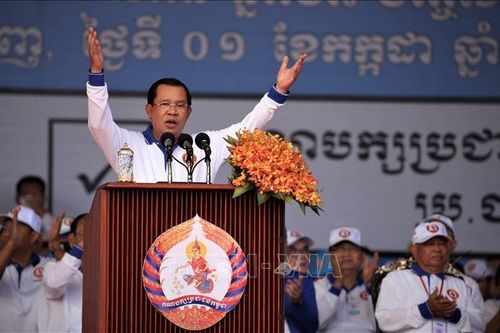Thủ tướng Campuchia kêu gọi hướng dẫn người dân bỏ phiếu đúng cách