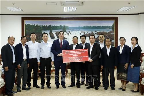 Việt Nam giúp Lào xây dựng Tạp chí điện tử AlounMai