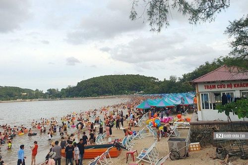 Hải Phòng: Bao giờ du lịch Đồ Sơn thoát khỏi tính mùa vụ?