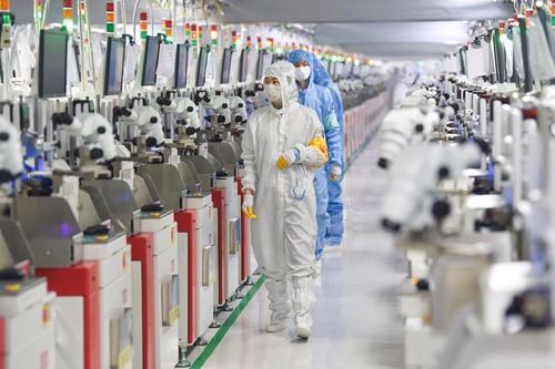 Cuộc chiến công nghệ Mỹ-Trung: Sau hạn chế xuất khẩu kim loại chip, Trung Quốc sẽ đi tiếp nước cờ nào?