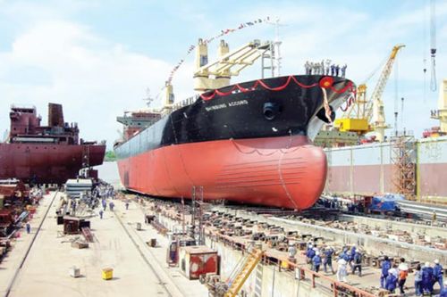 Ngành đóng tàu Việt Nam đang dần trở thành 'thế lực' cạnh tranh trên bản đồ thế giới