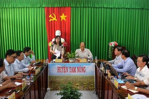Tổ đại biểu Hội đồng nhân dân tỉnh thảo luận các văn bản trình tại kỳ họp thứ sáu
