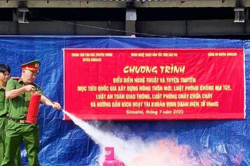 Tuyên truyền nâng cao nhận thức của Nhân dân biên giới về xây dựng nông thôn mới