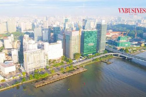 Bất động sản 'bung hàng' để đón dòng tiền gửi đáo hạn?